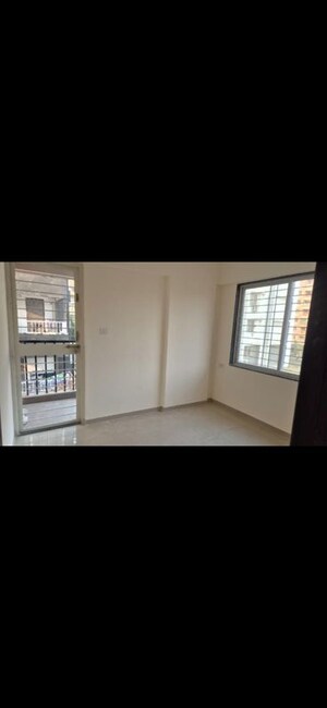 Room in 2 BHK Apartment at Kokane Square One, Rahatani – for Rent