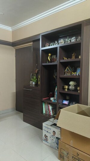 Furnished Amenities in 2 BHK Apartment at Sadguru Complex I, Goregaon East – for Rent