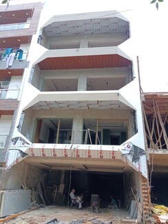 3 BHK + Pooja Room,Servant Room,Study Room,Extra Room,Basement,Store Room Builder Floor For Sale in Vaishali Sector 5