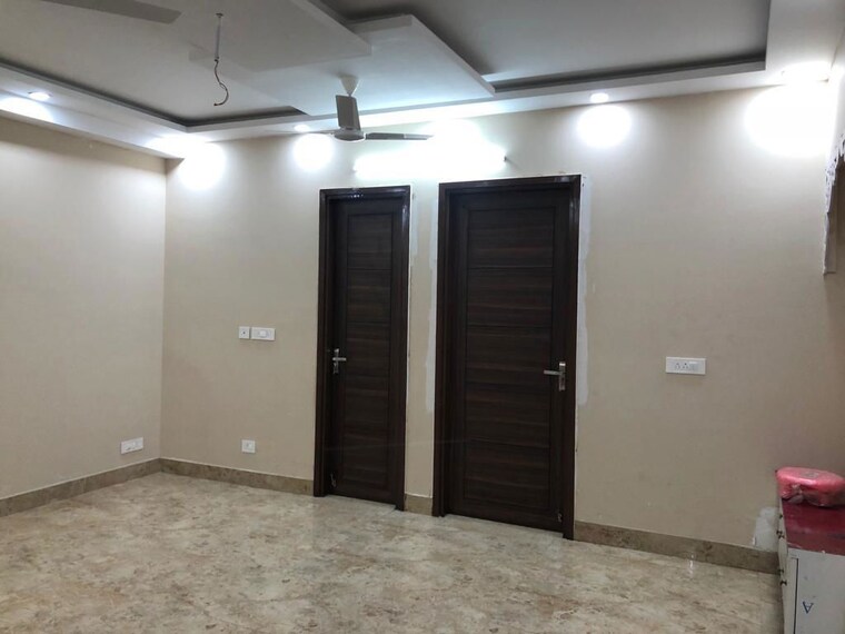 Room, sector 47 2 Bedroom 1800 Sq.Ft. Builder Floor In Sector 47 Gurgaon 10366782