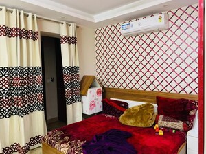 Bedroom in 2 BHK Builder Floor at Sector 47 – for Rent