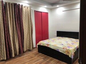 Bedroom in 2 BHK Builder Floor at Sector 47 – for Rent