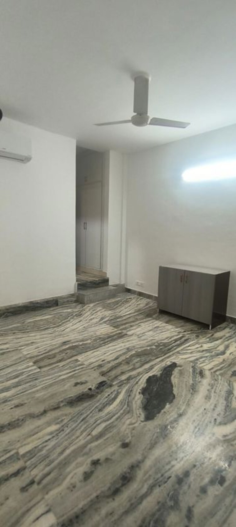 Master Bedroom, chittaranjan park 2 Bedroom 1250 Sq.Ft. Builder Floor In Chittaranjan Park Delhi 10366767