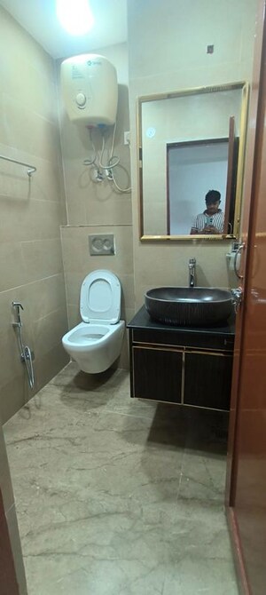 Attached Bathroom in 2 BHK Builder Floor at Chittaranjan Park – for Rent