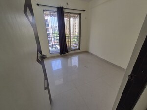 Room in 2 BHK Apartment at Platinum Om Sai Shrushti, Ulwe – for Rent
