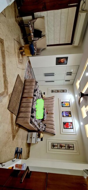 Furnished Amenities in 4 BHK Builder Floor at Vaishali Sector 2 – for Sale