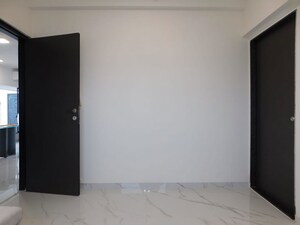 Bedroom in 3.5 BHK Apartment at Shubham Trident, Chembur – for Rent