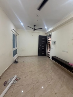 2 BHK + Pooja Room Apartment For Sale in Gaur Yamuna City 16th Park View