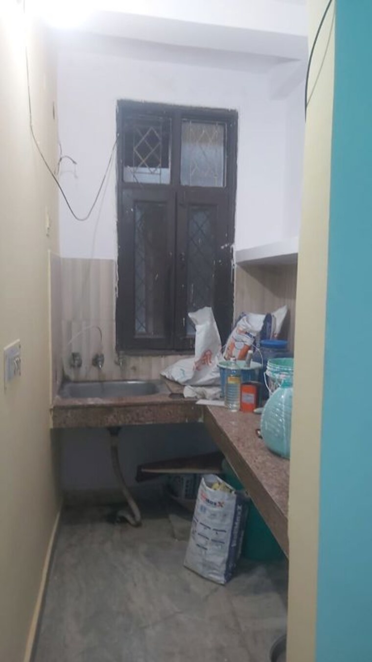 Kitchen, mayur vihar 2.5 Bedroom 460 Sq.Ft. Builder Floor In Mayur Vihar Delhi 10366879
