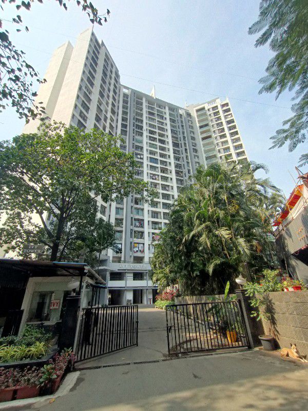 3 BHK + Pooja Room 1200 Sq.Ft. Apartment in Vasant Valley Ivy Tower