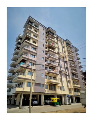 3 BHK Apartment For Sale in Chira Chas