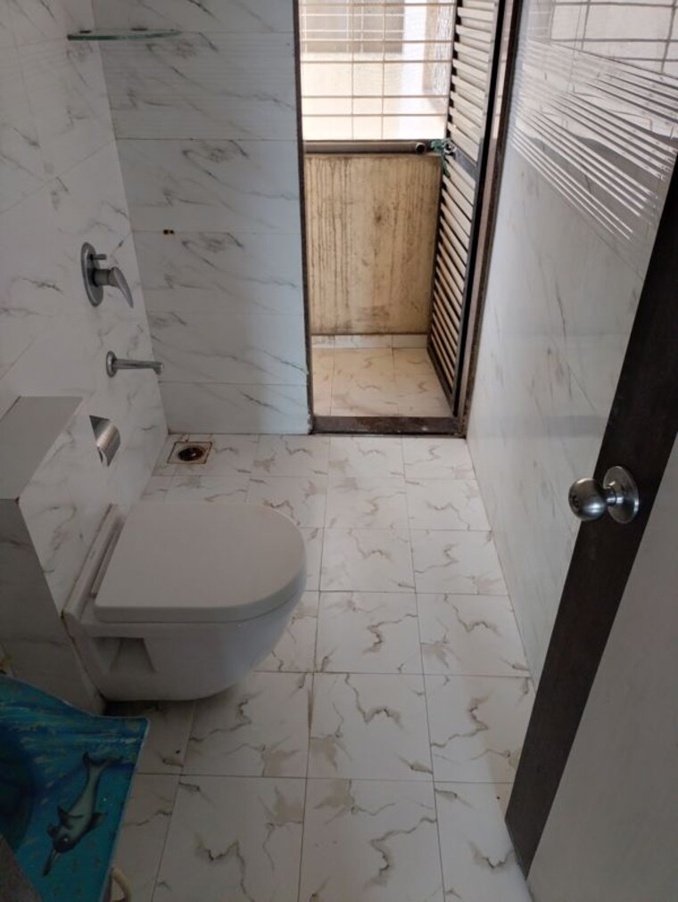 Bathroom, prakruti-pearl 2 Bedroom 730 Sq.Ft. Apartment In Ghodbunder Road Thane 10366899