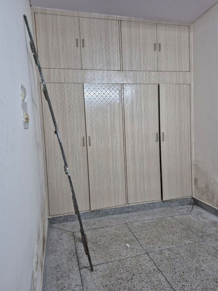 Bathroom, mayur vihar 2.5 Bedroom 700 Sq.Ft. Builder Floor In Mayur Vihar Delhi 10366911