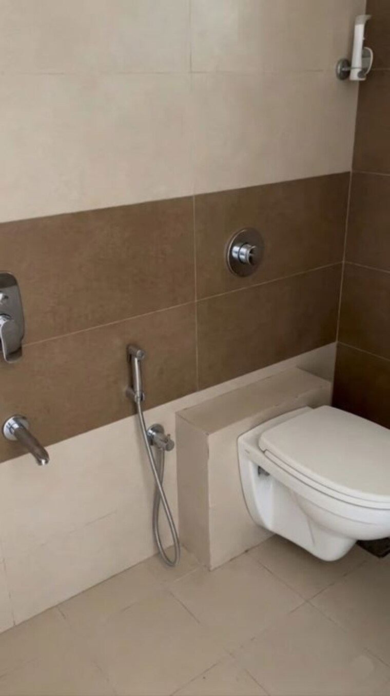 Bathroom, krishna-heritage 2 Bedroom 910 Sq.Ft. Apartment In Chembur Mumbai 10366918