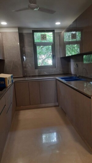 Kitchen in 3 BHK Builder Floor at South City 1 – for Rent