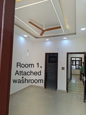Room in 2.5 BHK Builder Floor at Rocky Area – for Sale