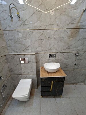 Bathroom in 2.5 BHK Builder Floor at Rocky Area – for Sale
