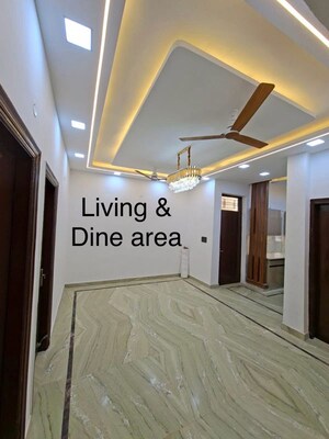 Building Lobby in 2.5 BHK Builder Floor at Rocky Area – for Sale