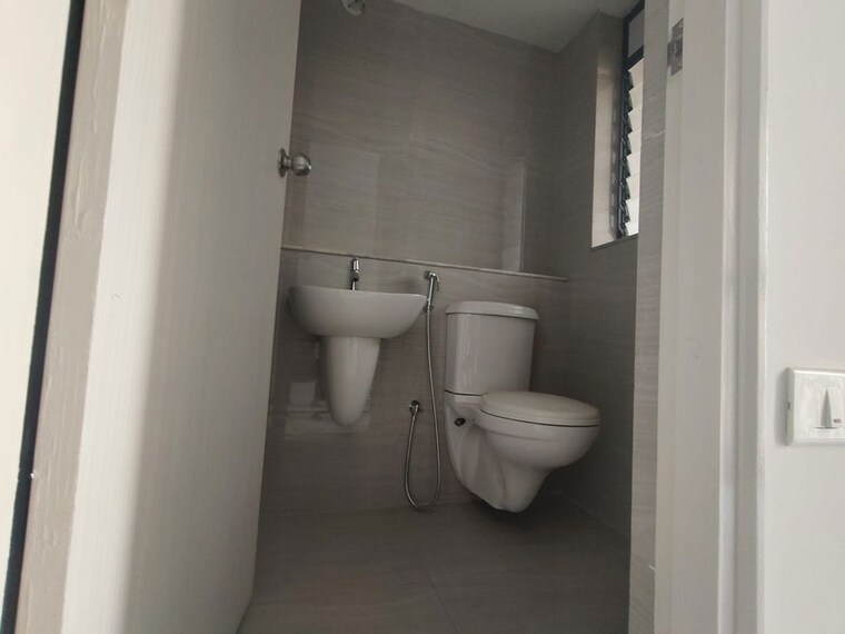 Bathroom, runwal-gardens-north-avenue 3 Bedroom 908 Sq.Ft. Apartment In Dombivli East Thane 10366945