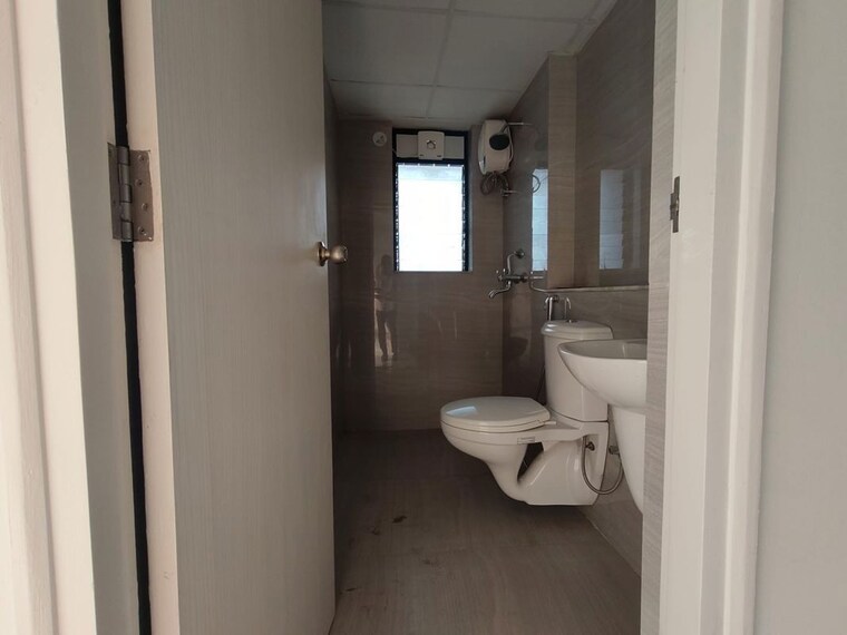 Bathroom, runwal-gardens-north-avenue 3 Bedroom 908 Sq.Ft. Apartment In Dombivli East Thane 10366945