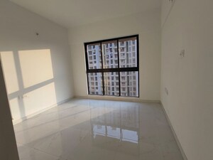 Room in 3 BHK Apartment at Runwal Gardens North Avenue, Dombivli East – for Rent