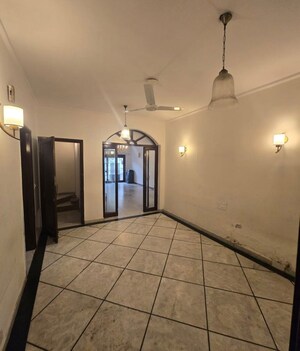 3 BHK Builder Floor For Rent in Chittaranjan Park