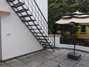 Staircase in 2 BHK Villa at Eros Rosewood City, Sector 49 – for Rent