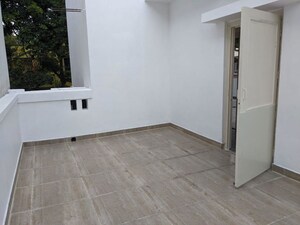 Room in 2 BHK Villa at Eros Rosewood City, Sector 49 – for Rent