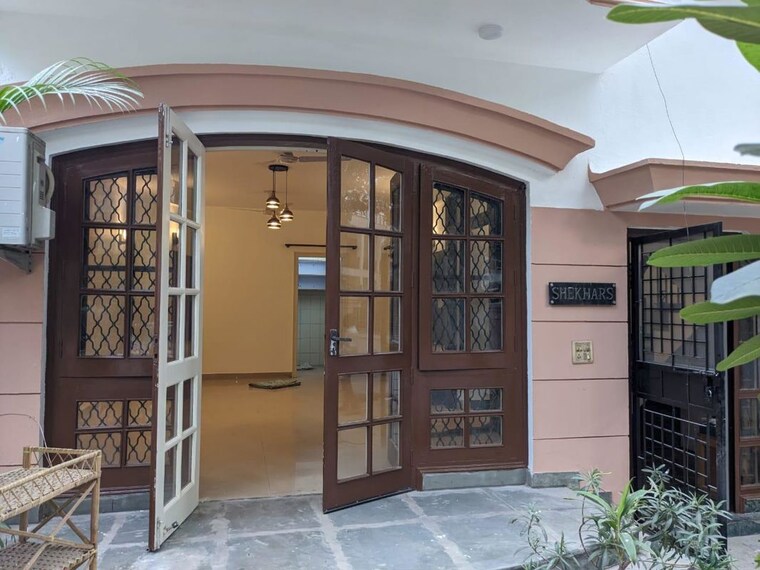 Exterior View, eros-rosewood-city 2 Bedroom 180 Sq.Yd. Villa In Sector 49 Gurgaon 10366956