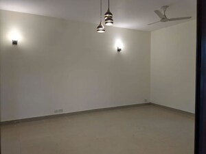 Room in 2 BHK Villa at Eros Rosewood City, Sector 49 – for Rent