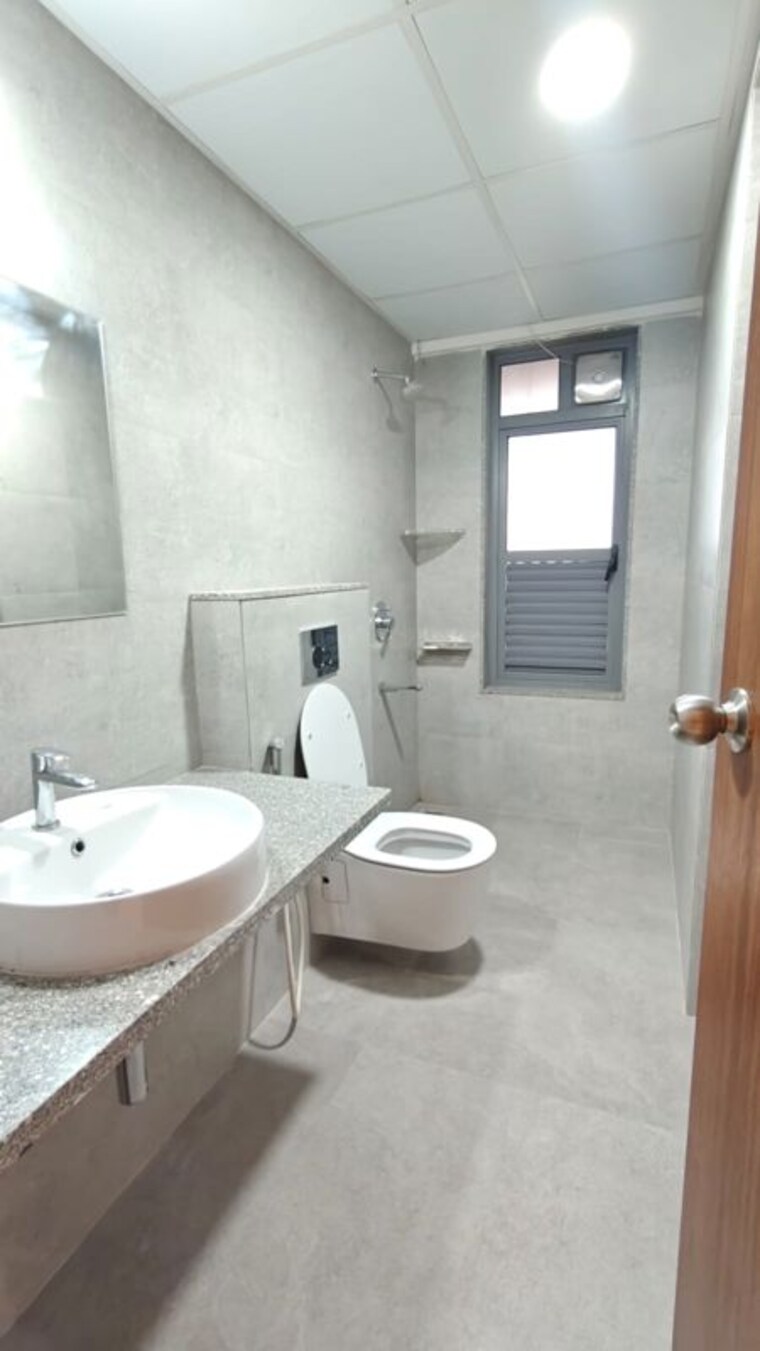 Bathroom, bafana-el-premiero 3 Bedroom 1250 Sq.Ft. Apartment In Baner Pune 10366987