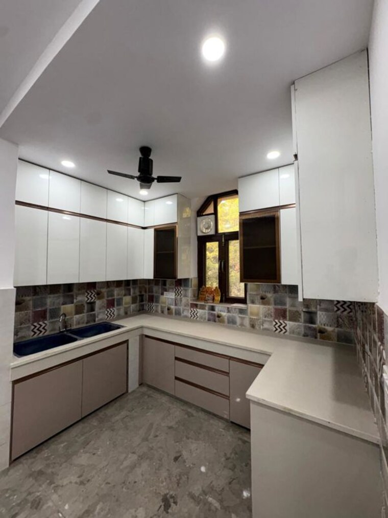 Kitchen, rajouri garden 3 Bedroom 160 Sq.Yd. Builder Floor In Rajouri Garden Delhi 10367006