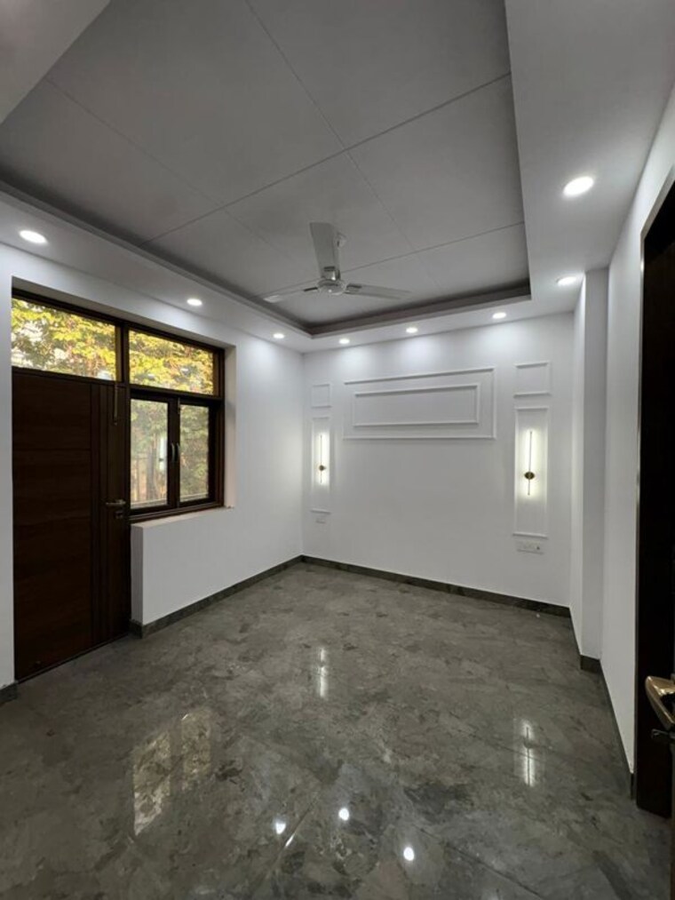 Room, rajouri garden 3 Bedroom 160 Sq.Yd. Builder Floor In Rajouri Garden Delhi 10367006