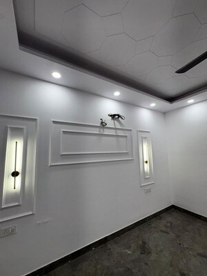 Room in 3 BHK Builder Floor at Rajouri Garden – for Rent
