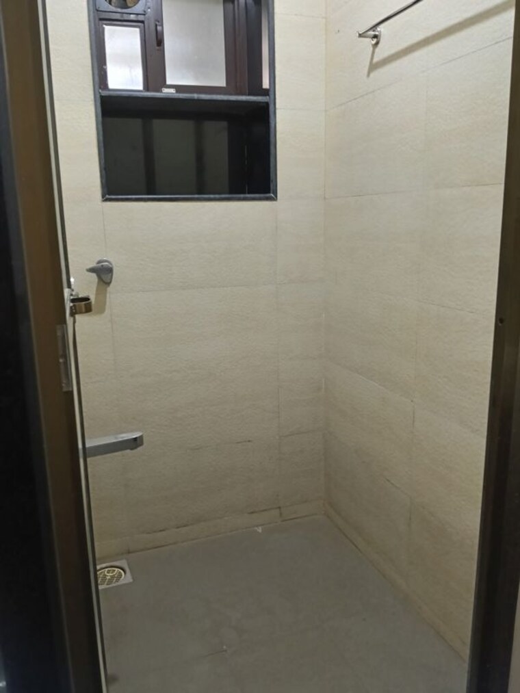 Bathroom, lalani-valentine-apartment 1 Bedroom 500 Sq.Ft. Apartment In Malad East Mumbai 10367016