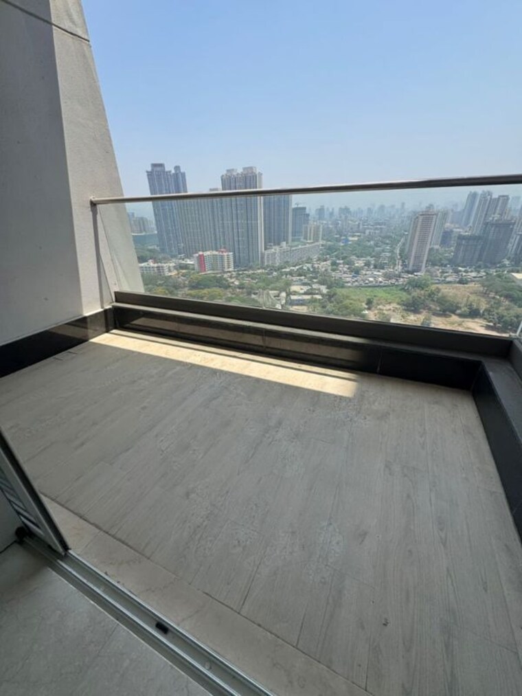 Balcony, gokul nagar 3 Bedroom 1500 Sq.Ft. Apartment In Gokul Nagar Thane 10367018