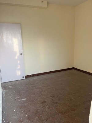 Room in 3 BHK Apartment at Jaypee Kensington Park Apartments, Sector 133 – for Rent