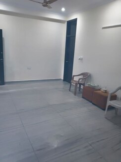 2 BHK + Study Room Builder Floor For Rent in Sector 47