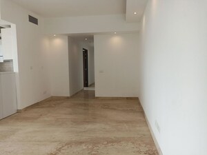 Room in 3 BHK Apartment at Supertech Supernova Nova Residences, Sector 94 – for Rent
