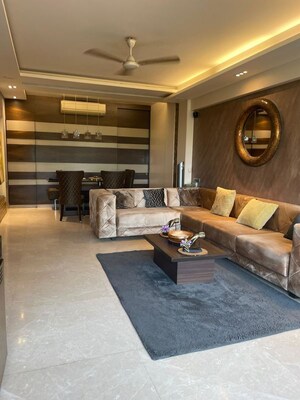 Living Room in 3.5 BHK Apartment at Jaldarshan CHS, Malabar Hill – for Rent