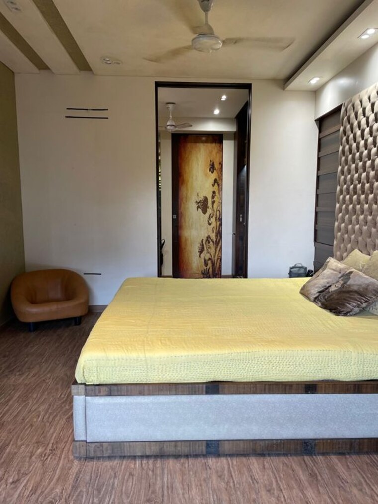 Bedroom, jaldarshan-chs 3.5 Bedroom 1500 Sq.Ft. Apartment In Malabar Hill Mumbai 10367035