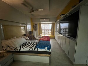 5 BHK Apartment For Sale in Silver Arch Eden woods, Andheri West