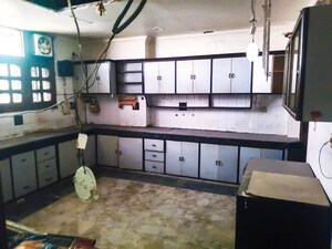 Kitchen in 6+ BHK Independent House at Civil Lines – for Sale