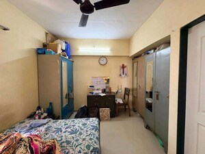 Bedroom in 1.5 BHK Apartment at Hubtown Greenwoods D Wing, Vartak Nagar – for Rent