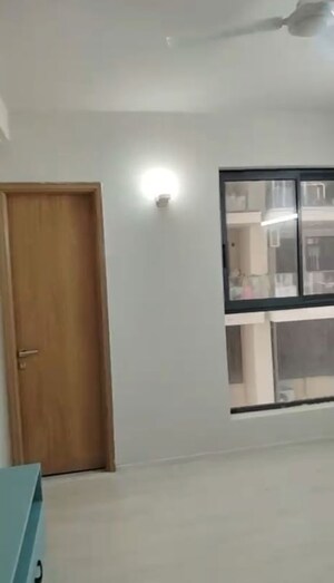 Room in 3 BHK Apartment at M3M Sky City, Sector 65 – for Rent