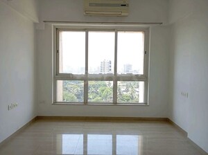 Room in 2 BHK Apartment at Hiranandani Maitri Park, Chembur – for Rent