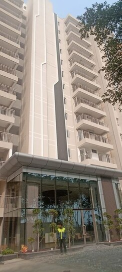 3.5 BHK + Pooja Room,Servant Room,Study Room Apartment For Sale in KLJ Pinnacle