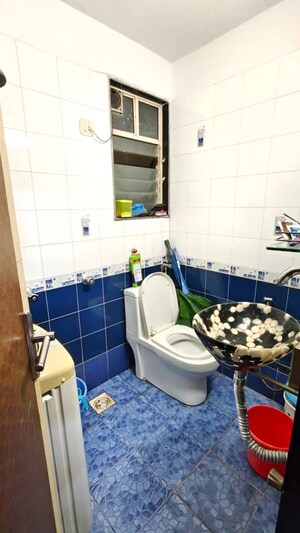 Team Area in 1 BHK Apartment at Onkar CHS, Goregaon East – for Rent