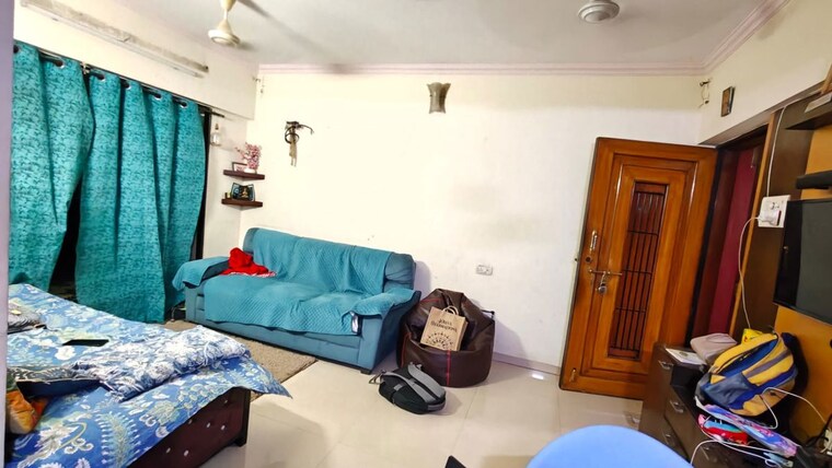 Living Room, onkar-chs 1 Bedroom 530 Sq.Ft. Apartment In Goregaon East Mumbai 10367048