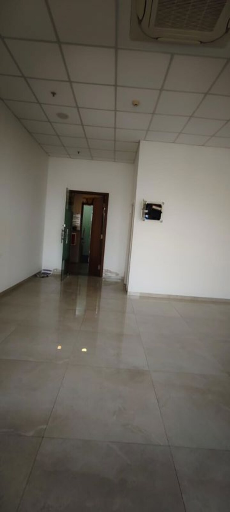 Room, hiranandani-solus 2 Bedroom 613 Sq.Ft. Apartment In Thane West Thane 10367125